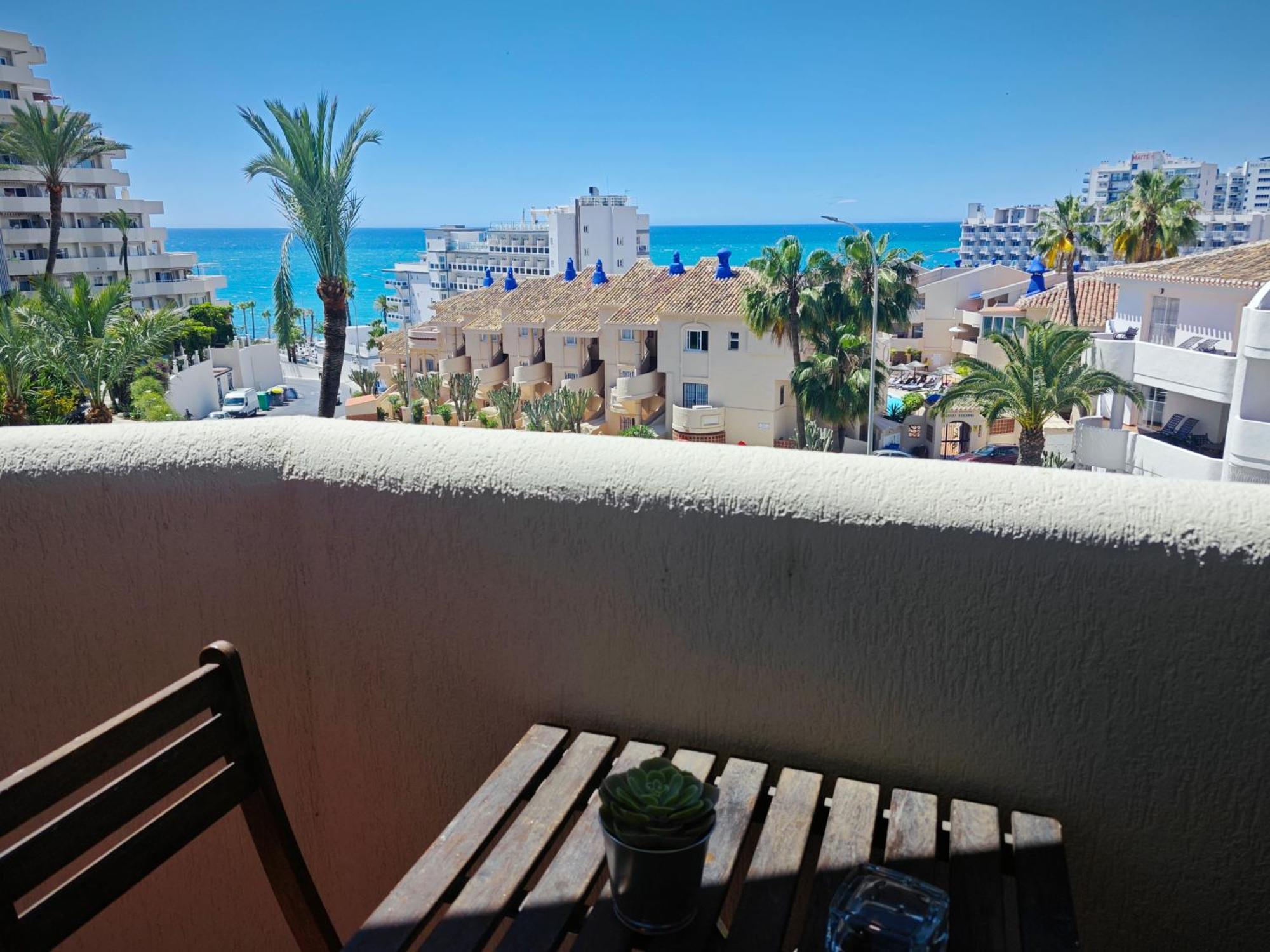 Benalbeach Casa Kito Costa 1ª Linea De Playa 贝纳尔马德纳 外观 照片