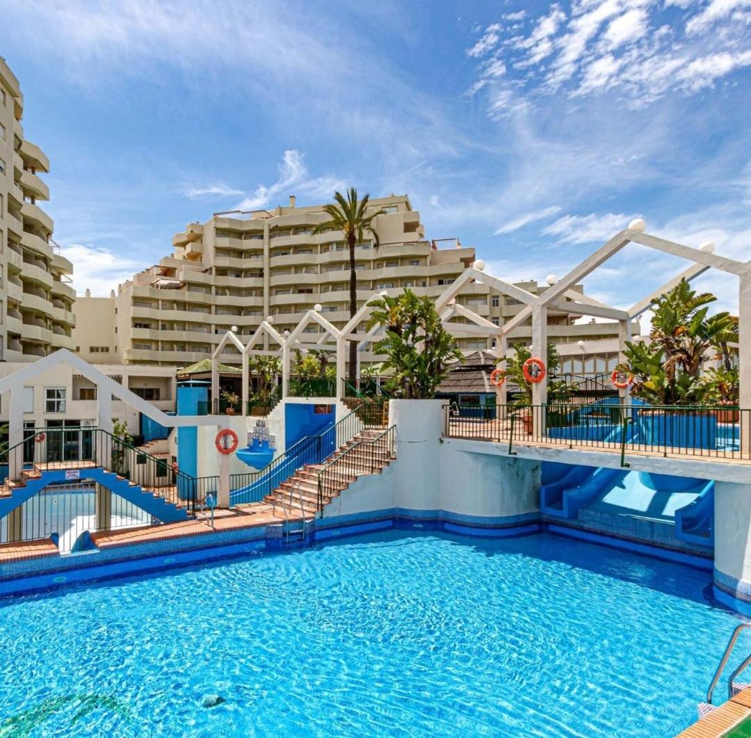 Benalbeach Casa Kito Costa 1ª Linea De Playa 贝纳尔马德纳 外观 照片